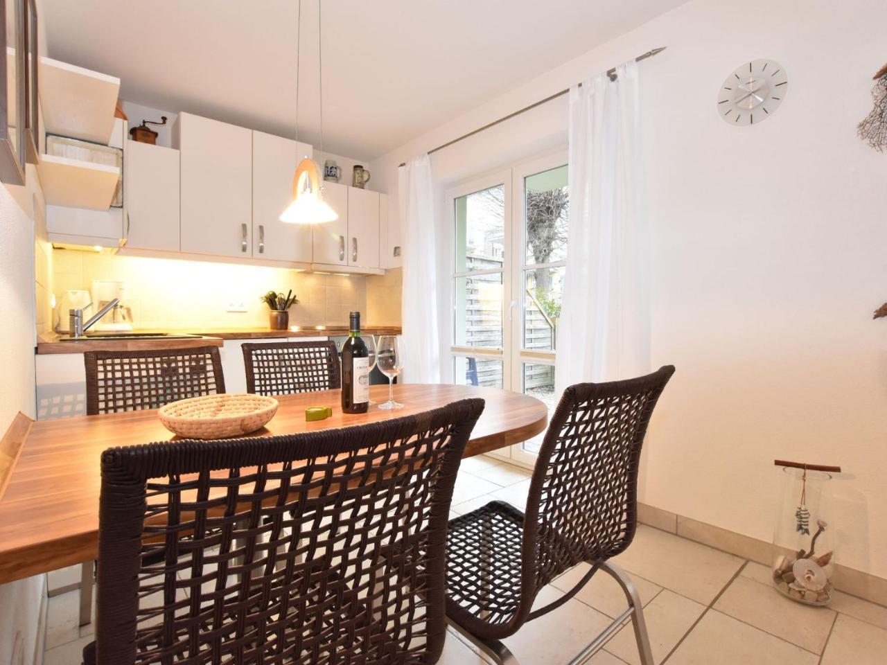 Apartment In Graal-Mueritz With Garden Exteriér fotografie